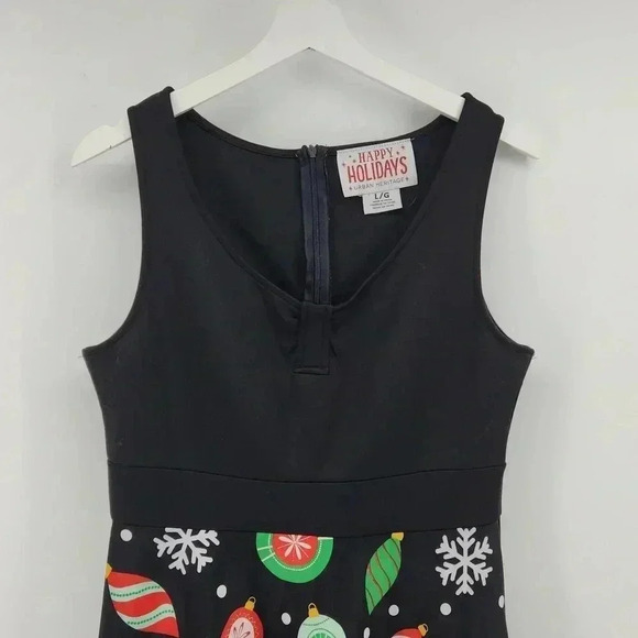 URBAN HERITAGE HAPPY HOLYDAY DRESS - Picture 3 of 5